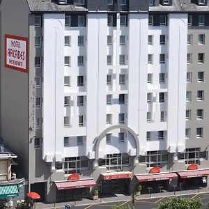 Arcades Hotel